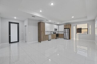 2919 65th St W in Lehigh Acres, FL - Building Photo - Building Photo