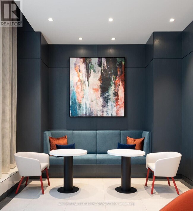 740-740 Dupont St in Toronto, ON - Building Photo - Building Photo