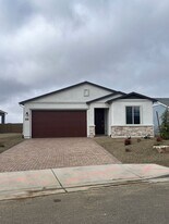 8898 Pacific Park Dr in Prescott Valley, AZ - Building Photo