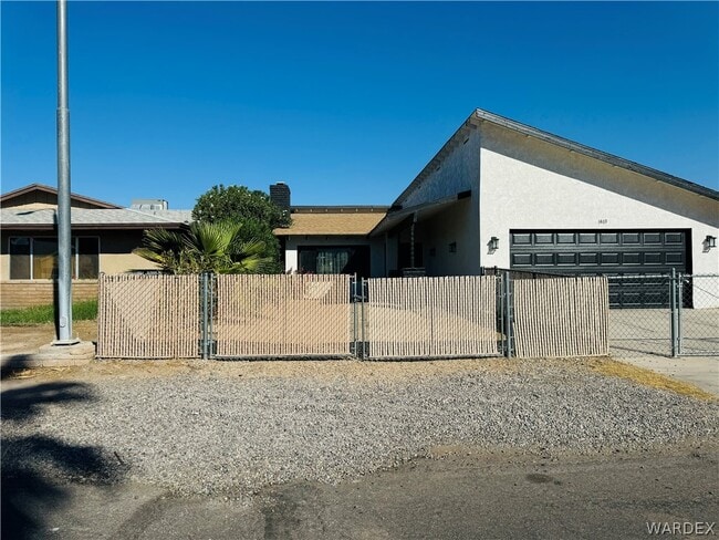 1469 Terrace Dr in Bullhead City, AZ - Building Photo - Building Photo