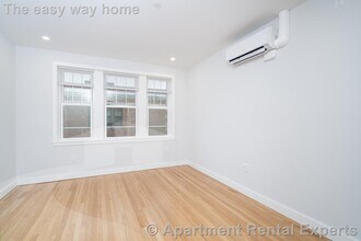 17 Forest St in Cambridge, MA - Foto de edificio - Building Photo