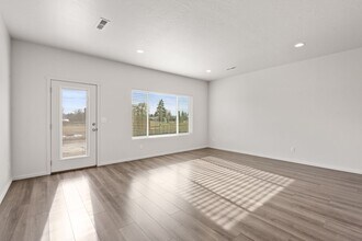 4808-4810 E Fairview Ave in Spokane, WA - Building Photo - Building Photo