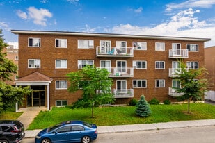 7780 Trémolières Av in Montréal, QC - Building Photo