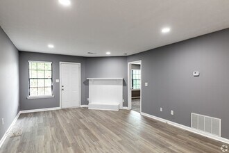 Briarhill 563 Apartments in Riverdale, GA - Building Photo - Interior Photo