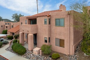 Ventana Vista Condominium in Tucson, AZ - Building Photo