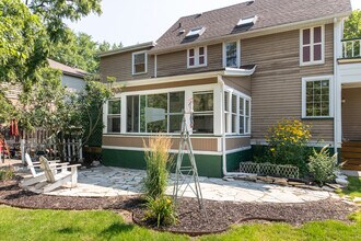 700 Hansen Pl in Park Ridge, IL - Building Photo - Building Photo