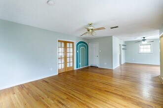 2015 16th St in Lubbock, TX - Building Photo - Building Photo