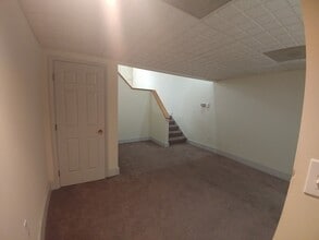 69 Trinity Place in Albany, NY - Foto de edificio - Interior Photo