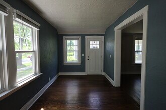 18 Belle Plaine Ave in Park Ridge, IL - Building Photo - Building Photo
