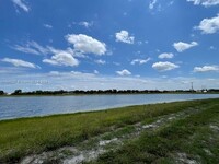 10890 Lakemore Ln in Boca Raton, FL - Building Photo - Building Photo