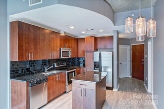 210 N Church St in Charlotte, NC - Building Photo - Building Photo