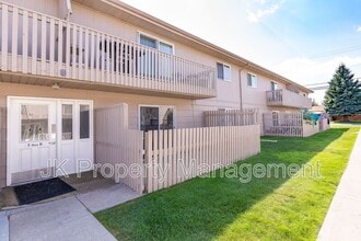 4604 3rd Ave S in Great Falls, MT - Foto de edificio - Building Photo