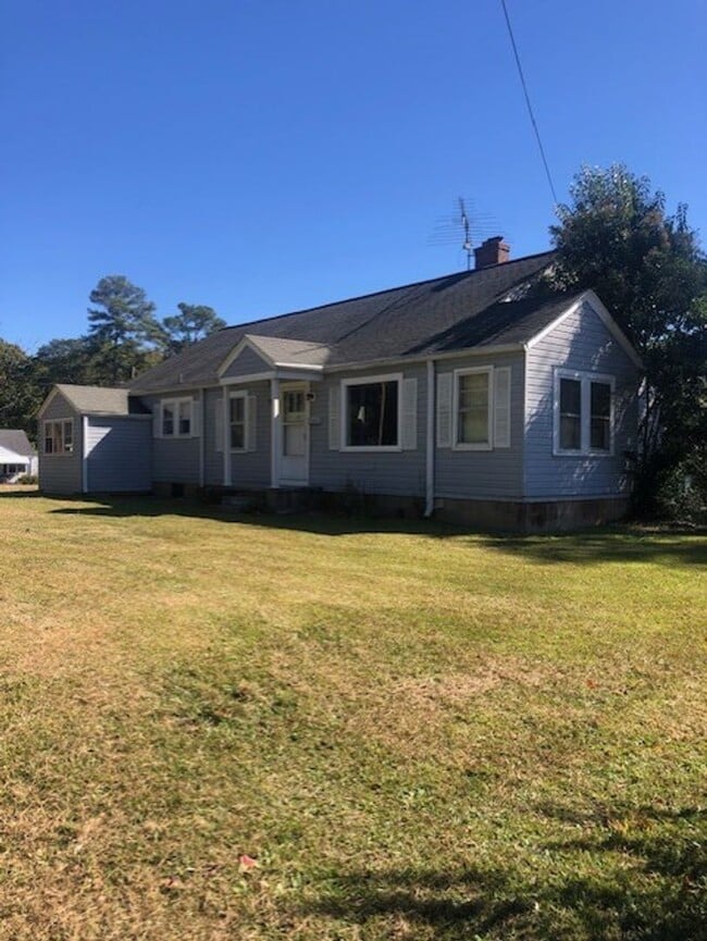property at 206 Devon St