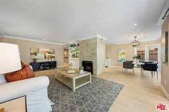 2345 Roscomare Rd in Los Angeles, CA - Building Photo - Building Photo