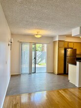 2425 Ocean Ave in Los Angeles, CA - Building Photo - Building Photo