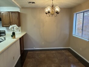 3400 Sullivan Ct in Modesto, CA - Building Photo - Building Photo