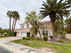 21 Ocean Harbor Ln in Las Vegas, NV - Building Photo - Building Photo