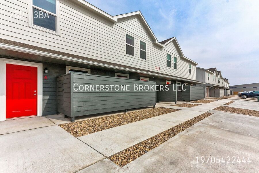 1117 Hawthorne Ave-Unit -D in Fort Morgan, CO - Foto de edificio