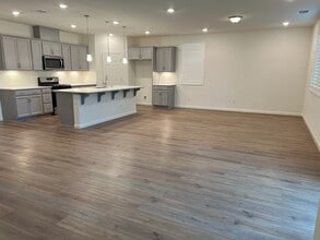 3062 Buddy Holly Dr in Stockton, CA - Building Photo - Building Photo