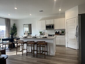 1085 Silverado Wy in Plumas Lake, CA - Building Photo - Building Photo