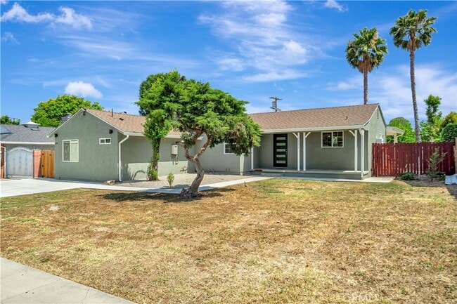 16656 Horace St in Los Angeles, CA - Building Photo - Building Photo