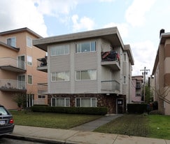 1242 W 11th Ave in Vancouver, BC - Building Photo