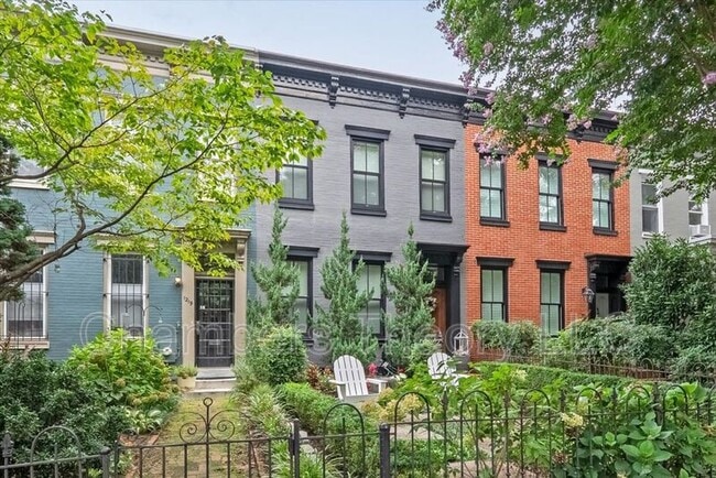 1217 T St NW in Washington, DC - Foto de edificio - Building Photo