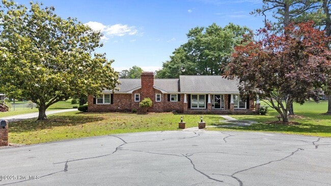 206 Brentwood Ct in New Bern, NC - Building Photo - Building Photo