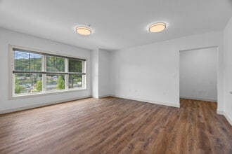The Residences at the Kestrel in Seymour, CT - Building Photo - Building Photo