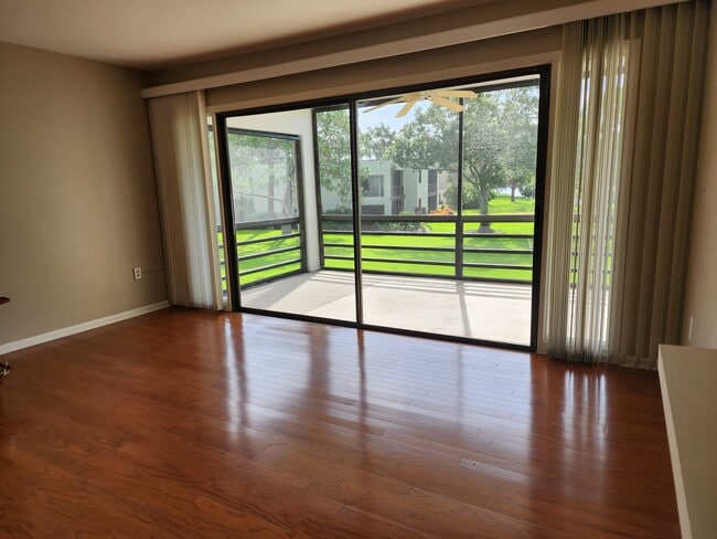 3546 Richwood Link, Unit 38 in Sarasota, FL - Building Photo - Building Photo