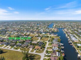 4516 SW 21st Pl in Cape Coral, FL - Building Photo