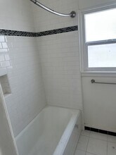 632 S Cloverdale Ave in Los Angeles, CA - Building Photo - Building Photo
