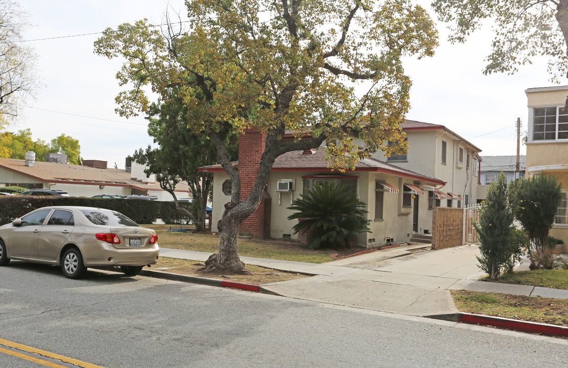 816 E Doran St in Glendale, CA - Building Photo