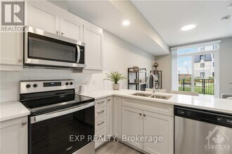31-331 Eric Devlin Ln in Perth, ON - Building Photo - Building Photo