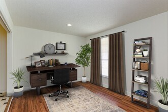 2007 Whiteback Dr in Houston, TX - Building Photo - Building Photo