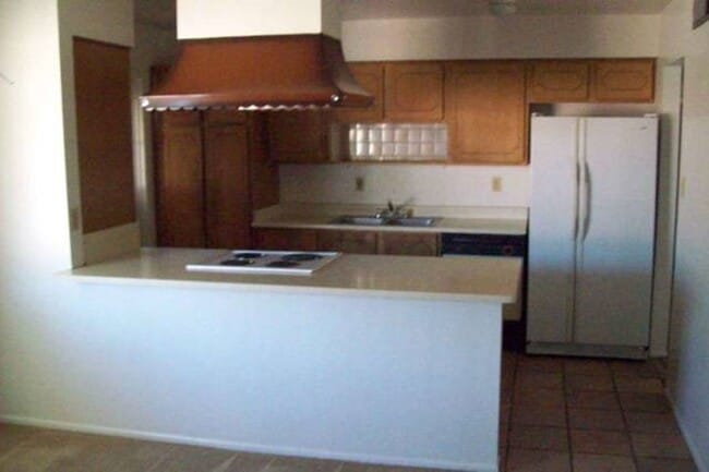 4111 S College Ave in Tempe, AZ - Foto de edificio - Building Photo