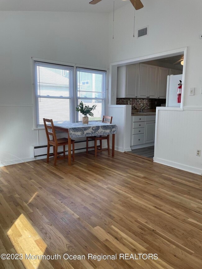 237 Seabreeze Ave in Middletown, NJ - Building Photo - Building Photo