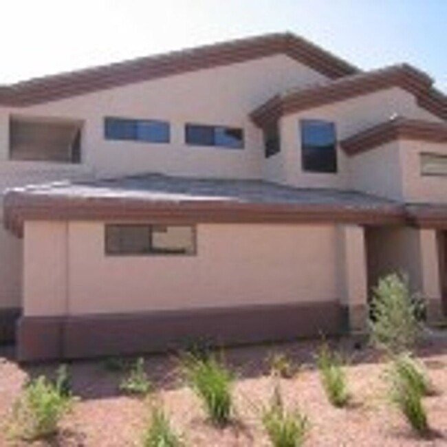 property at 705 W Queen Creek Rd