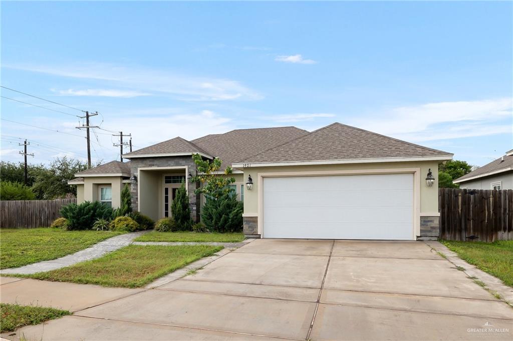 1401 Chapel Hl in Edinburg, TX - Building Photo