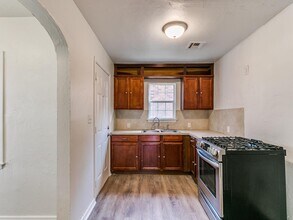 1501 NE Grand Blvd in Oklahoma City, OK - Building Photo - Building Photo