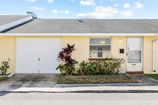 4948 Getner St in New Port Richey, FL - Building Photo