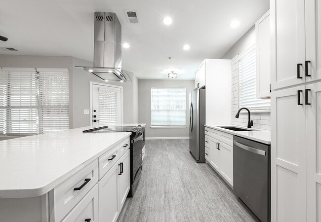 Legacy Arboretum Apartments