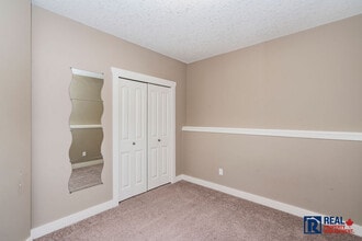 11221 A 75 Ave in Grande Prairie, AB - Building Photo - Building Photo