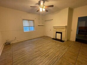 300 Sortwell St in West Columbia, SC - Building Photo - Building Photo