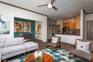 Presley Oaks in Charlotte, NC - Building Photo