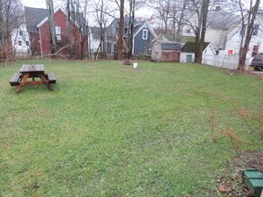 409 Pleasant St in New Glasgow, NS - Building Photo - Building Photo