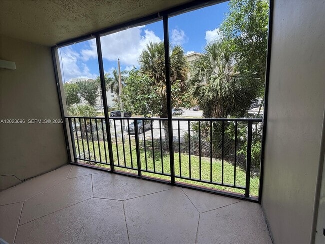 9150 Fontainebleau Blvd