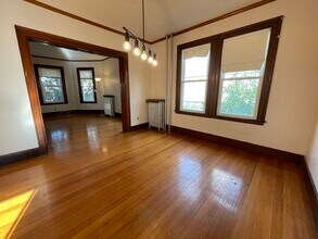 76 Heath St in Somerville, MA - Building Photo - Building Photo