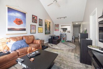 2165 S Milledge Ave in Athens, GA - Building Photo - Building Photo