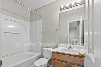 94 Tannenbaum Cir in Greensboro, NC - Building Photo - Building Photo